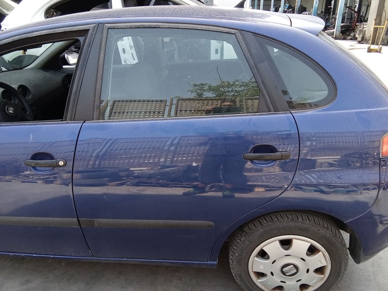 Recambio de puerta trasera izquierda para seat ibiza iii (6l1) 1.9 tdi referencia OEM IAM 6L4833055T  