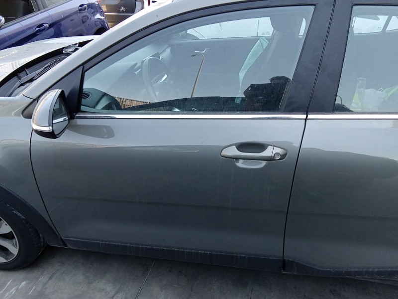 Recambio de puerta delantera izquierda para kia stonic (yb) 1.0 t-gdi referencia OEM IAM 76003H8400  