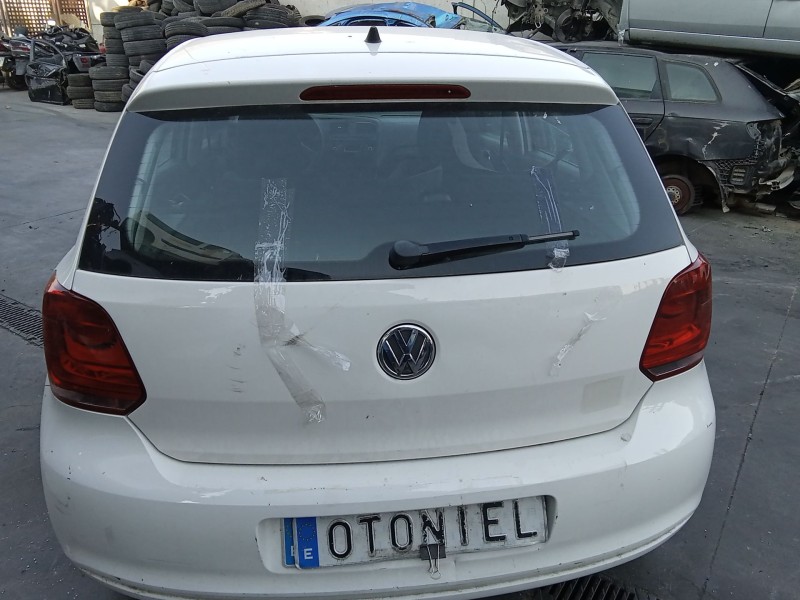Recambio de porton trasero para volkswagen polo v (6r1, 6c1) 1.2 tsi referencia OEM IAM 6R6827025C  