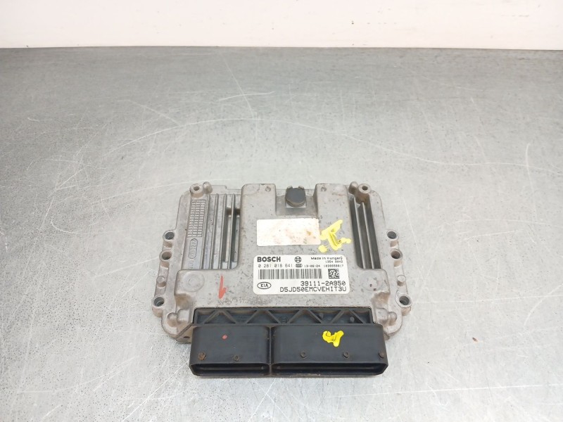 Recambio de centralita motor uce para kia cee´d drive referencia OEM IAM 0281018641 391112a950 
