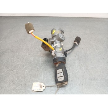 Recambio de conmutador de arranque para ssangyong tivoli limited 4x2 referencia OEM IAM k8697034001  
