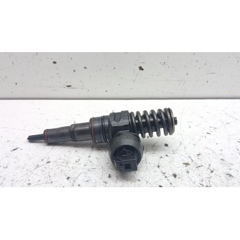 Recambio de inyector para seat ibiza iii (6l1) 1.9 tdi referencia OEM IAM 038130073aJ 0414720215 