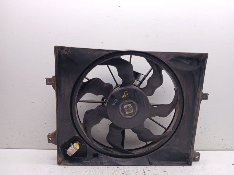 Recambio de electroventilador para kia venga (yn) 1.4 crdi 90 referencia OEM IAM 252311P390  