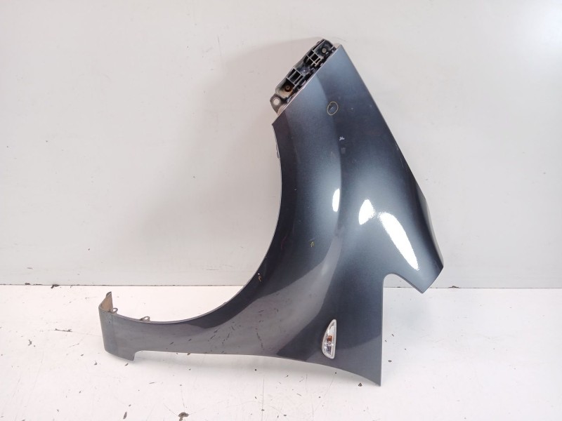 Recambio de aleta delantera izquierda para kia venga (yn) 1.4 crdi 90 referencia OEM IAM 663111P050  