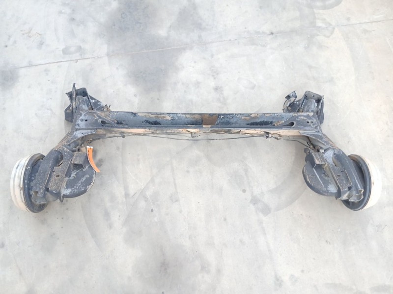 Recambio de puente trasero para dacia lodgy 1.6 sce cat referencia OEM IAM 555117070R  