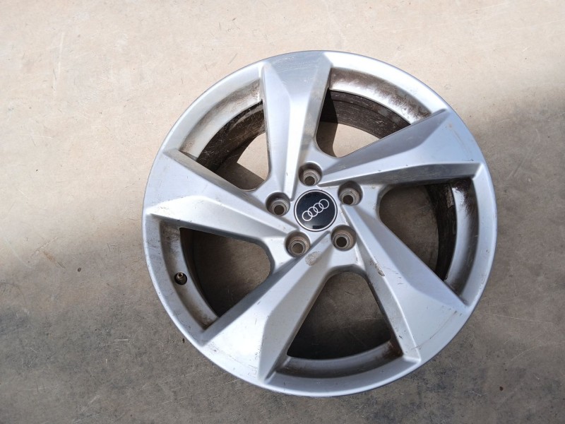 Recambio de llanta para audi q3 sportback (f3n) 35 tdi referencia OEM IAM 83A601025H  18 PULGADAS