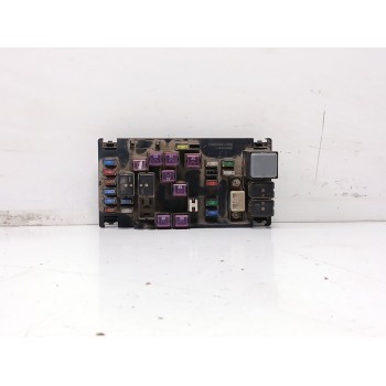 CAJA RELES / FUSIBLES 82201FG010 