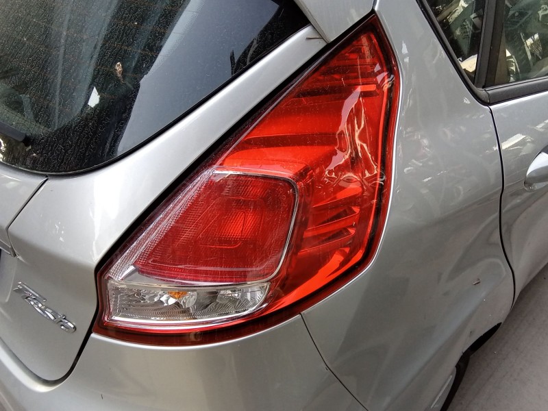 Recambio de piloto trasero derecho para ford fiesta vi (cb1, ccn) 1.25 referencia OEM IAM 1877010  