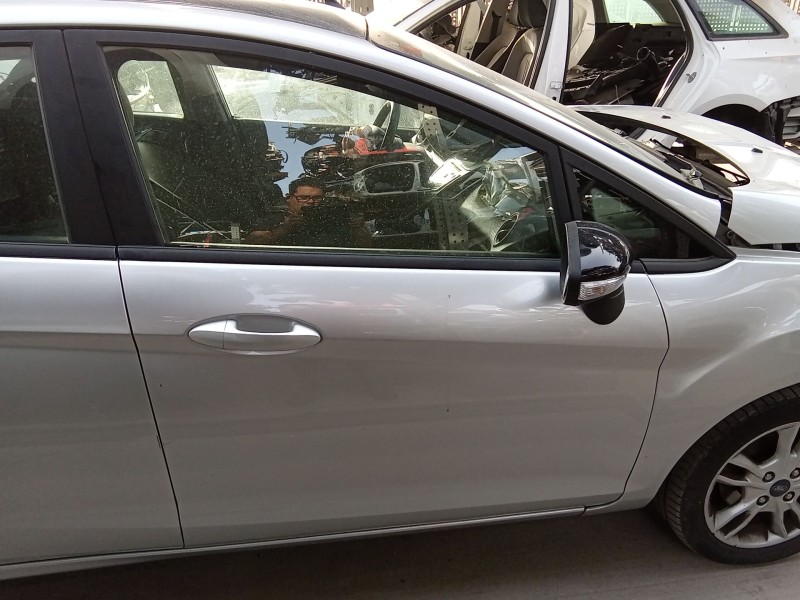 Recambio de puerta delantera derecha para ford fiesta vi (cb1, ccn) 1.25 referencia OEM IAM 1806114  