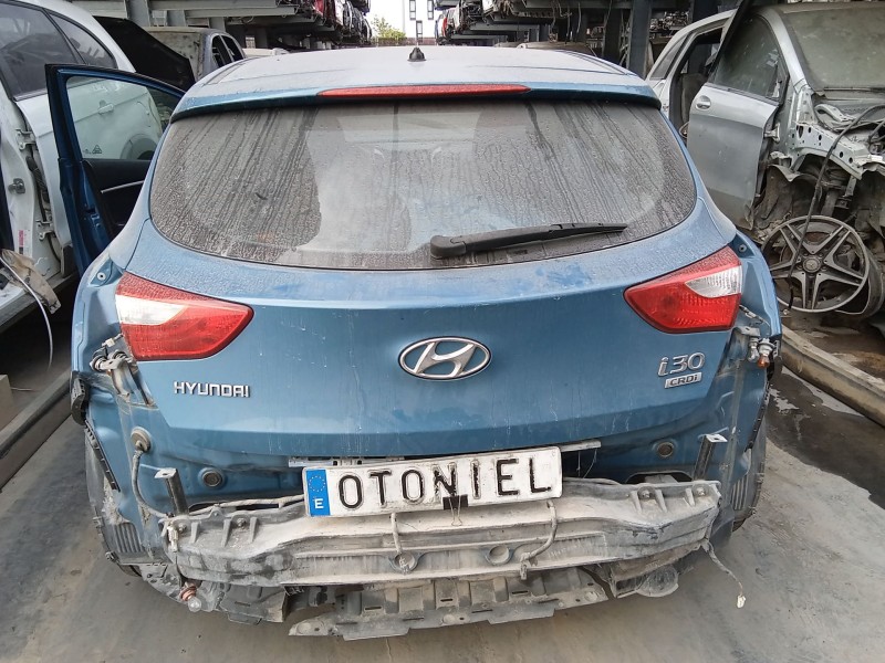 Recambio de porton trasero para hyundai i30 (gd) 1.4 crdi referencia OEM IAM 73700A6000  