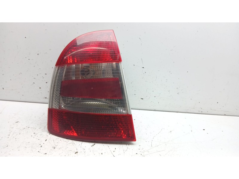 Recambio de piloto trasero izquierdo para skoda superb i (3u4) 1.9 tdi referencia OEM IAM 3U5945111A 3u5945095a 