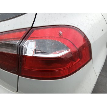 PILOTO TRASERO DERECHO 924021W210 
