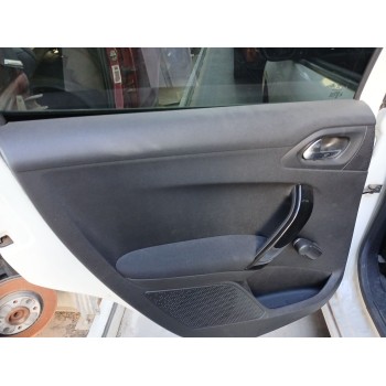 GUARNECIDO PUERTA TRASERA IZQUIERDA 