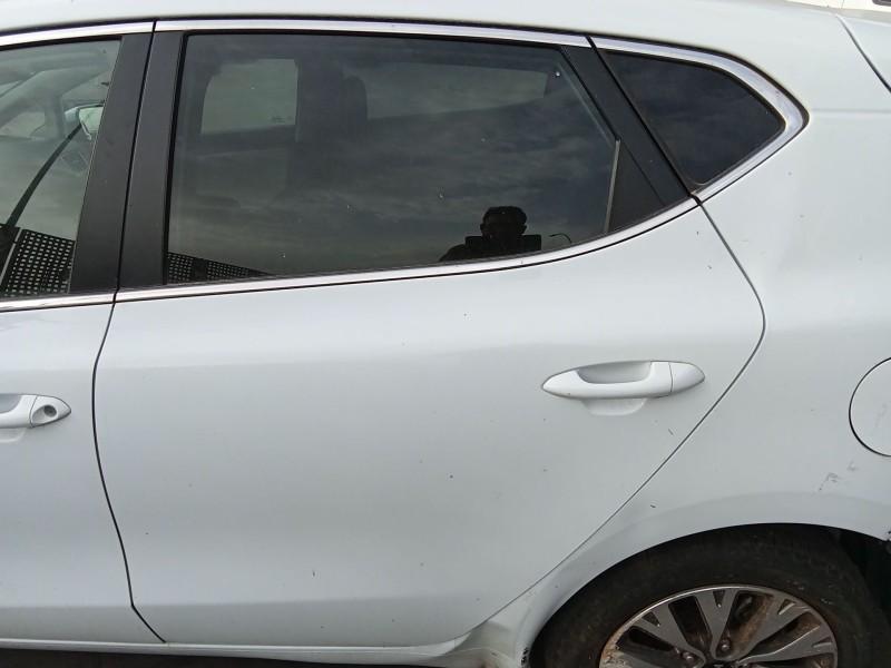 Recambio de puerta trasera izquierda para kia cee´d (jd) 1.4 crdi 90 referencia OEM IAM 77003A2000  