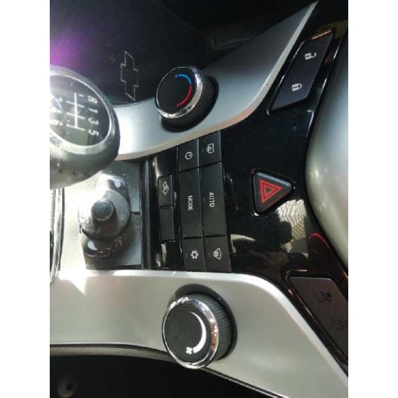 Recambio de mando climatizador para chevrolet cruze hatchback lt+ referencia OEM IAM   