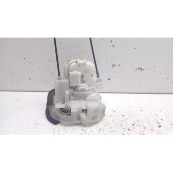 CERRADURA PUERTA DELANTERA DERECHA 61032FG240 