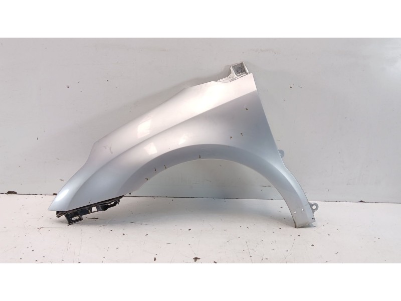 Recambio de aleta delantera izquierda para citroën c4 i sedán 1.6 hdi referencia OEM IAM 7840Q3 9652507380 