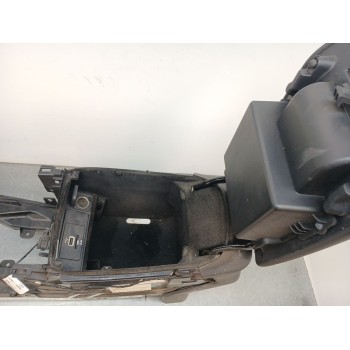 Recambio de apoyabrazos central para ford mondeo lim. trend referencia OEM IAM s73f043b04a  