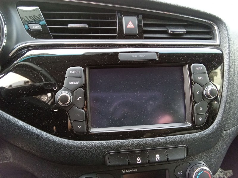 Recambio de pantalla multifuncion para kia cee´d (jd) 1.4 crdi 90 referencia OEM IAM 96170A2500WK  