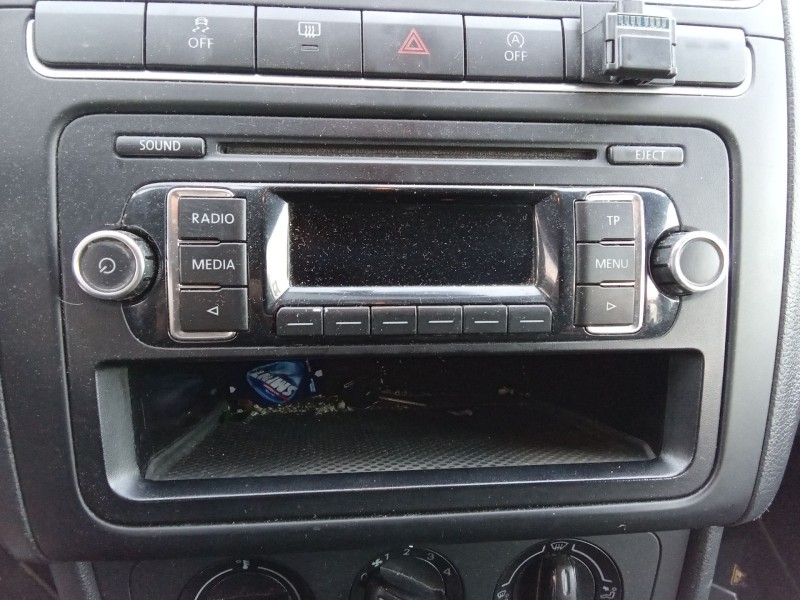 Recambio de sistema audio / radio cd para volkswagen polo v (6r1, 6c1) 1.2 tsi referencia OEM IAM VWZAZ1L2059332  