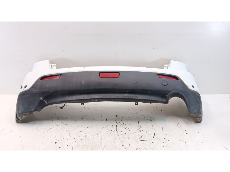Recambio de paragolpes trasero para mitsubishi asx (ga0w) kaiteki 2wd referencia OEM IAM 6410C021 1 serie CON SENSORES