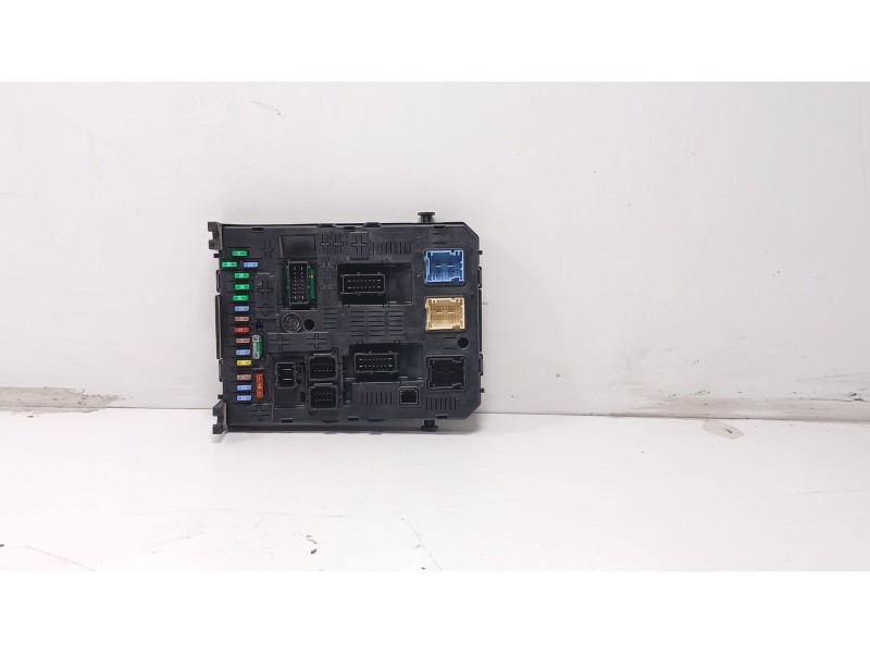 Recambio de centralita bsi para citroën c4 i sedán 1.6 hdi referencia OEM IAM 9664968980 281197595 