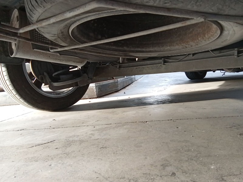 Recambio de puente trasero para dacia lodgy (js_) 1.5 dci referencia OEM IAM 555117070R  