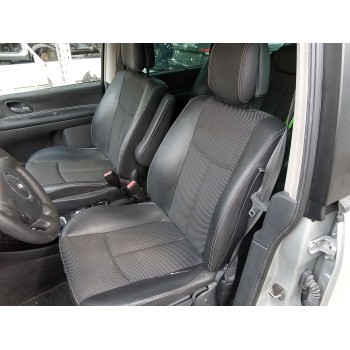 ASIENTO DELANTERO IZQUIERDO 