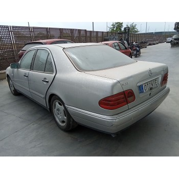mercedes-benz clase e (w210) del año 1999