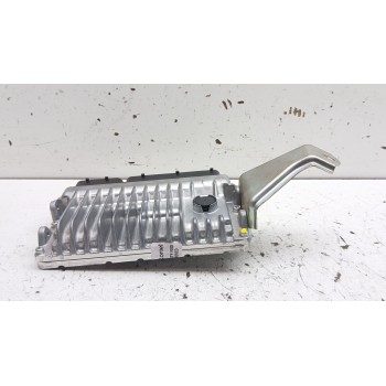 Recambio de centralita motor uce para toyota yaris hybrid active referencia OEM IAM 896610u710 mb2762007301 