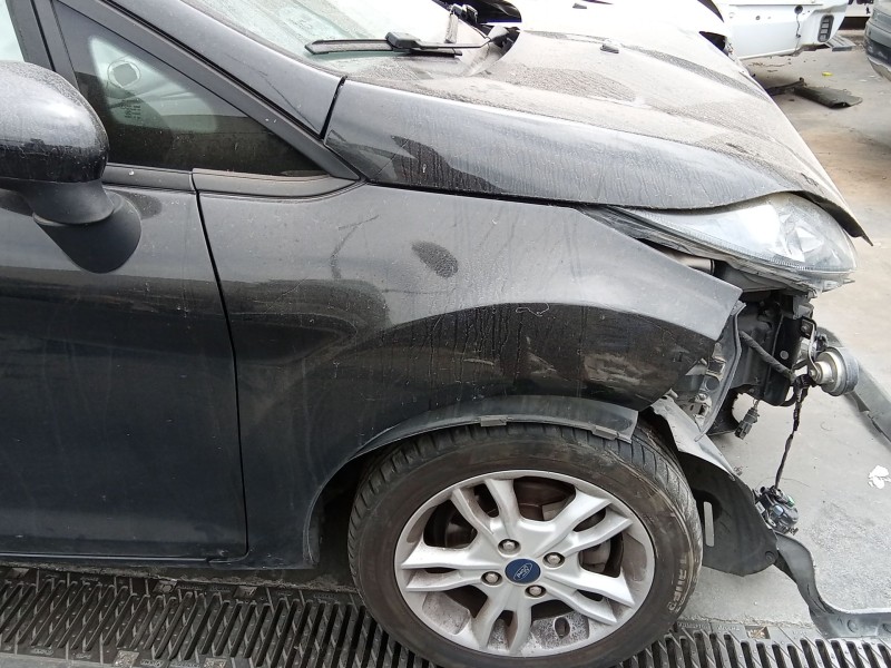 Recambio de aleta delantera derecha para ford fiesta vi (cb1, ccn) 1.25 referencia OEM IAM 1777180  