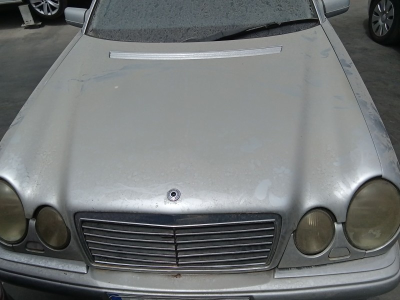 Recambio de capot para mercedes-benz clase e (w210) e 300 turbo-d (210.025) referencia OEM IAM A2108800357  