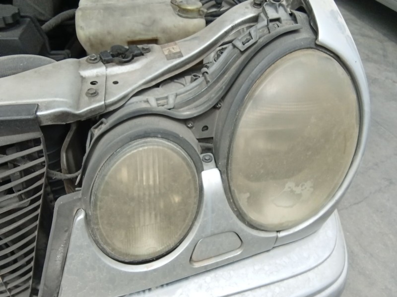 Recambio de faro izquierdo para mercedes-benz clase e (w210) e 300 turbo-d (210.025) referencia OEM IAM 210820036164  