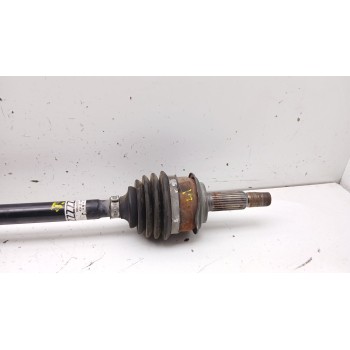Recambio de transmision delantera derecha para toyota yaris hybrid active referencia OEM IAM 434100d660  