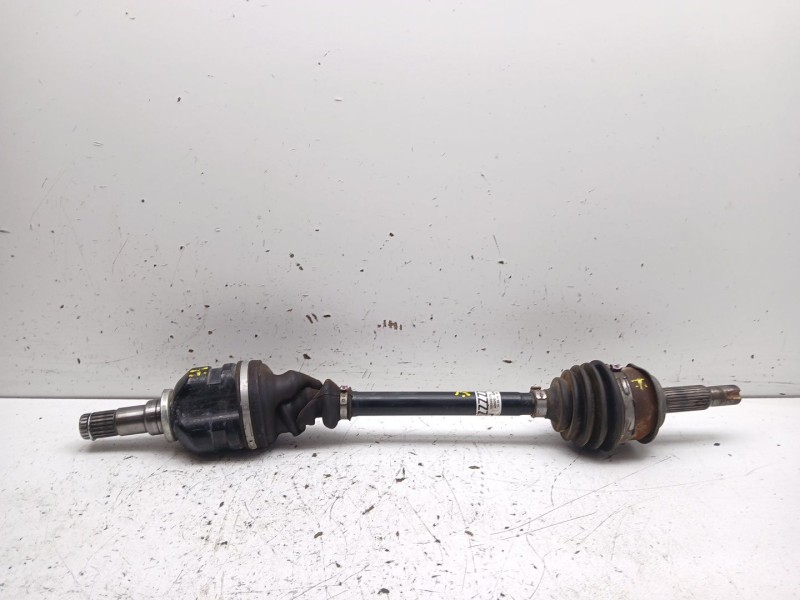 Recambio de transmision delantera izquierda para toyota yaris hybrid active referencia OEM IAM 434200d650  