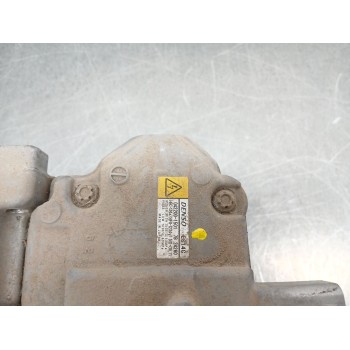 Recambio de compresor aire acondicionado para toyota yaris hybrid active referencia OEM IAM 0422001501  