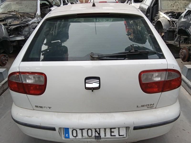 Recambio de porton trasero para seat leon (1m1) 1.9 tdi referencia OEM IAM 1M6827025H  
