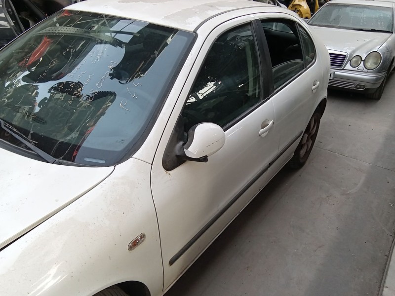 Recambio de puerta delantera izquierda para seat leon (1m1) 1.9 tdi referencia OEM IAM 1M0831055N  