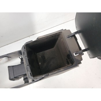 Recambio de apoyabrazos central para kia ceed gt referencia OEM IAM   