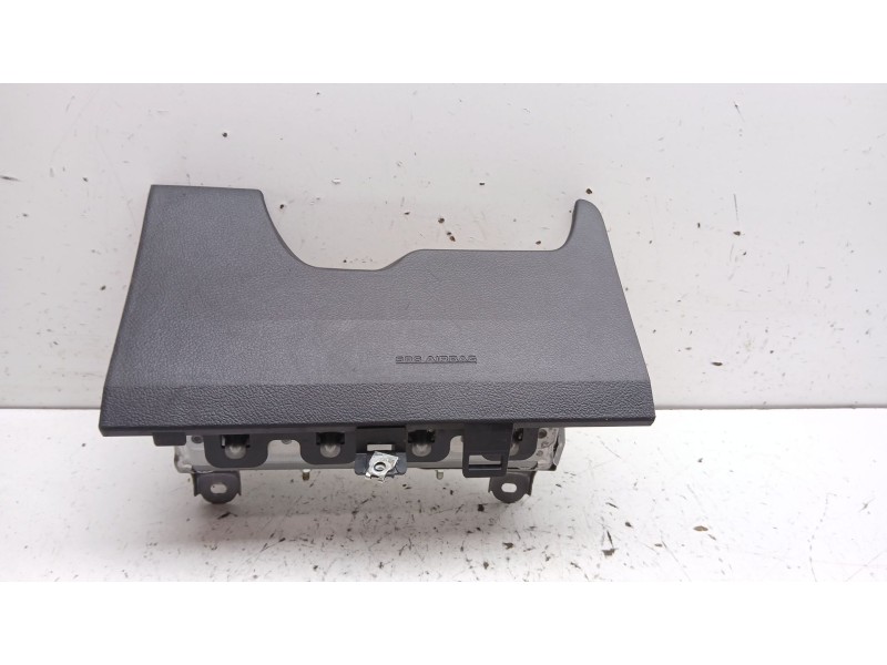 Recambio de airbag rodilla para toyota yaris hybrid active referencia OEM IAM tg10d01003  