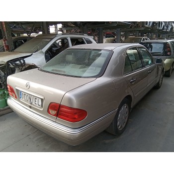 mercedes-benz clase e (w210) del año 1996