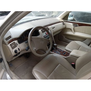 mercedes-benz clase e (w210) del año 1996