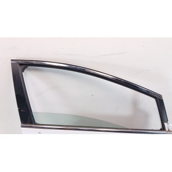 Recambio de puerta delantera derecha para kia cee´d (jd) 1.4 crdi 90 referencia OEM IAM 76004A2000  