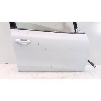 Recambio de puerta delantera derecha para kia cee´d (jd) 1.4 crdi 90 referencia OEM IAM 76004A2000  