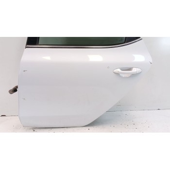 Recambio de puerta trasera izquierda para kia cee´d (jd) 1.4 crdi 90 referencia OEM IAM 77003A2000  