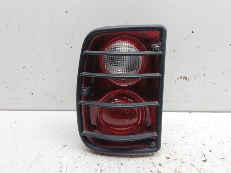Recambio de piloto trasero izquierdo para land rover freelander i (l314) 1.8 16v 4x4 referencia OEM IAM AMR4002 22960122 