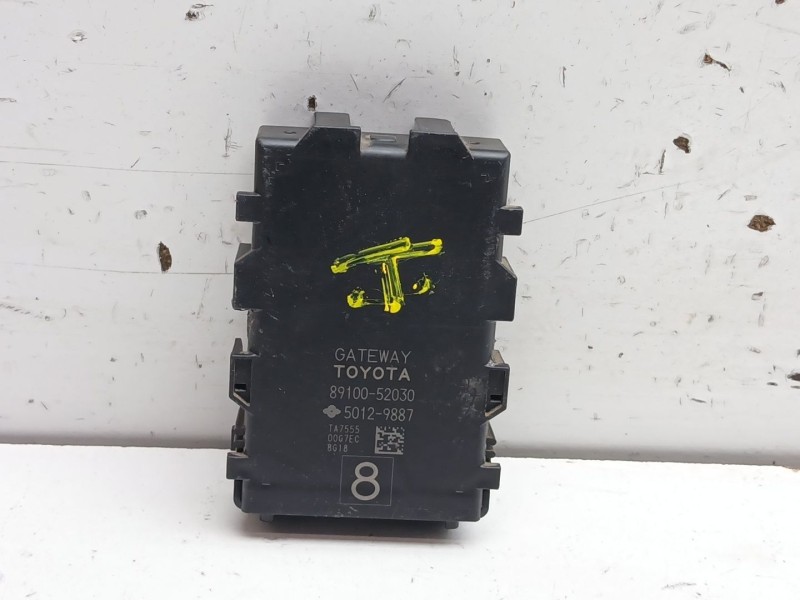 Recambio de modulo electronico para toyota yaris hybrid active referencia OEM IAM 8910052030 50129887 