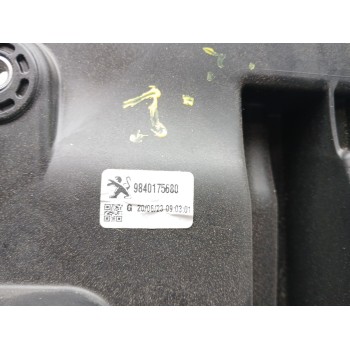 Recambio de elevalunas delantero izquierdo para opel combo furgoneta/monovolumen (k9) 1.5 d referencia OEM IAM 9840175680 983783