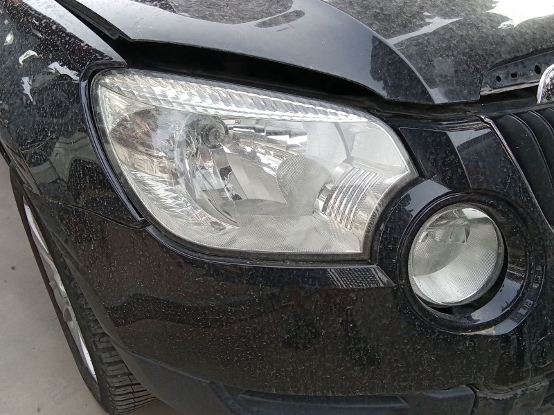 Recambio de faro derecho para skoda yeti (5l) 2.0 tdi referencia OEM IAM 5L1941018  
