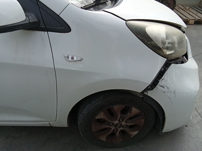 Recambio de aleta delantera derecha para kia picanto ii (ta) 1.0 referencia OEM IAM 663211Y300  